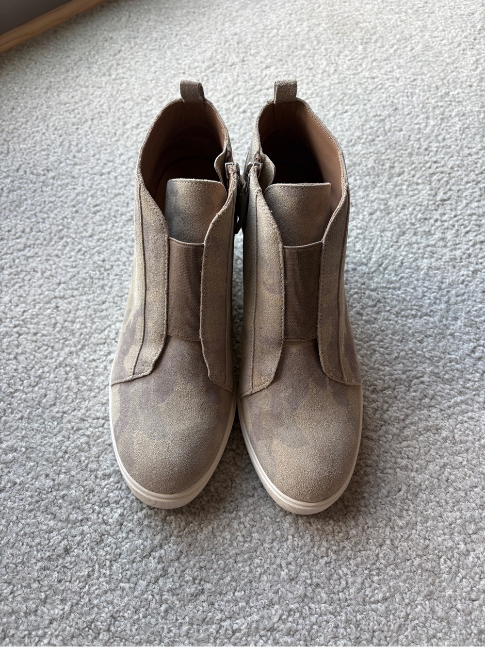 Paolo Women's Ankle Booties in Taupe Camo